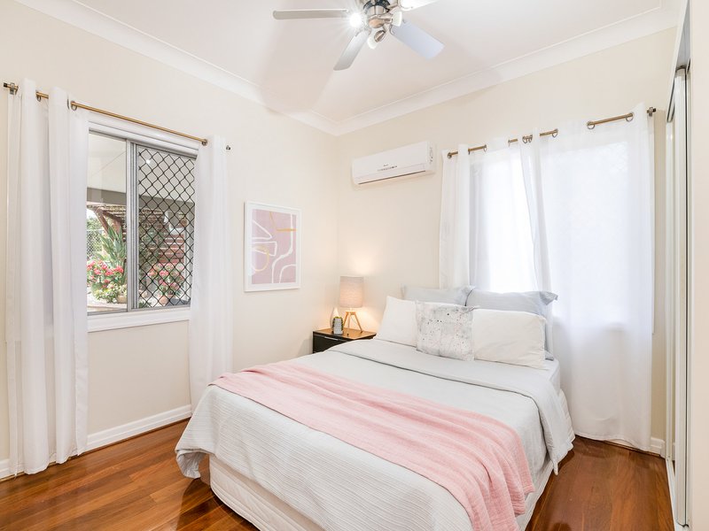 Photo - 439 Nursery Road, Holland Park QLD 4121 - Image 10