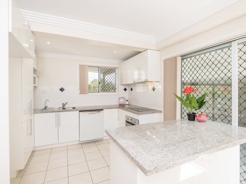 Photo - 439 Nursery Road, Holland Park QLD 4121 - Image 14