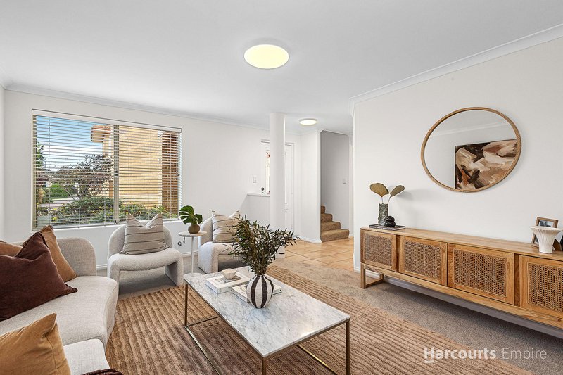 Photo - 4/39 Ostend Road, Scarborough WA 6019 - Image 2
