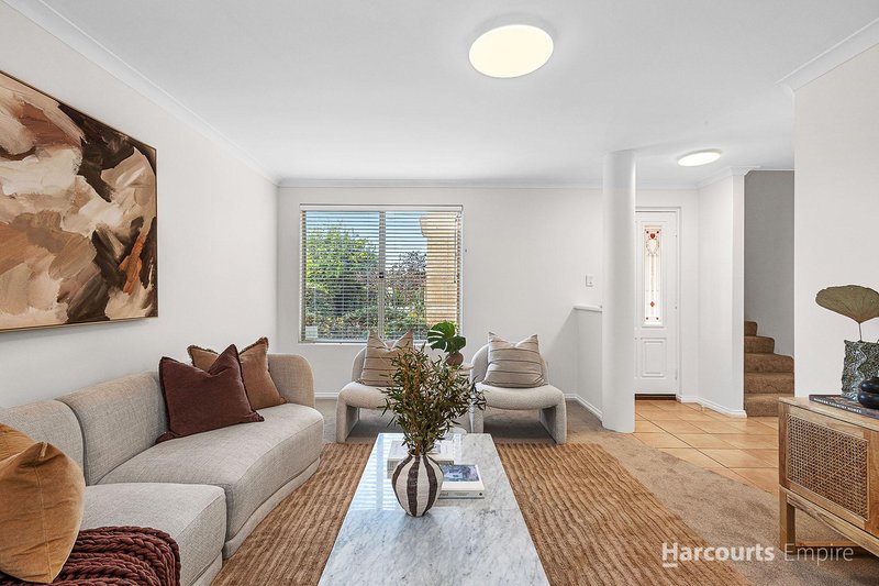 Photo - 4/39 Ostend Road, Scarborough WA 6019 - Image 4