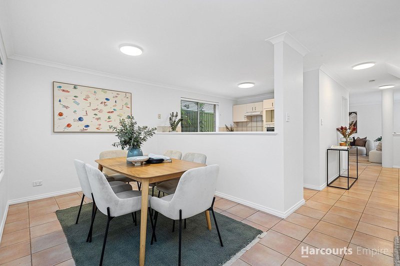Photo - 4/39 Ostend Road, Scarborough WA 6019 - Image 5