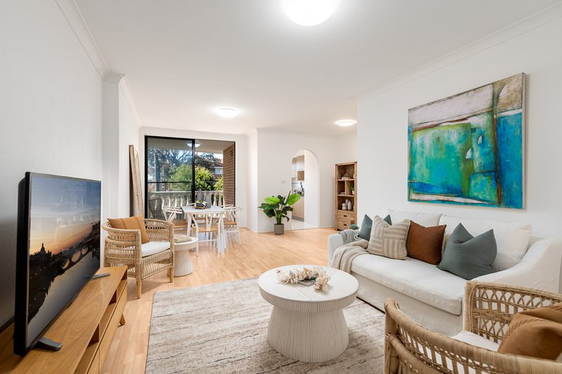 Photo - 4/39 Seaview Street, Cronulla NSW 2230 - Image 4