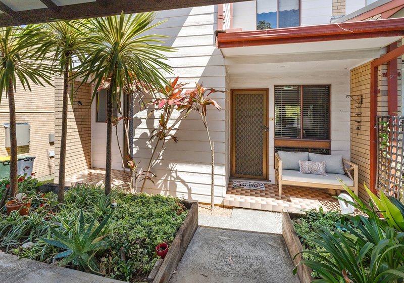 Photo - 4/394 Princes Highway, Dapto NSW 2530 - Image 10