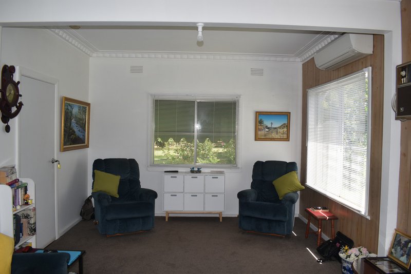 Photo - 4396 Great Alpine Road, Myrtleford VIC 3737 - Image 5