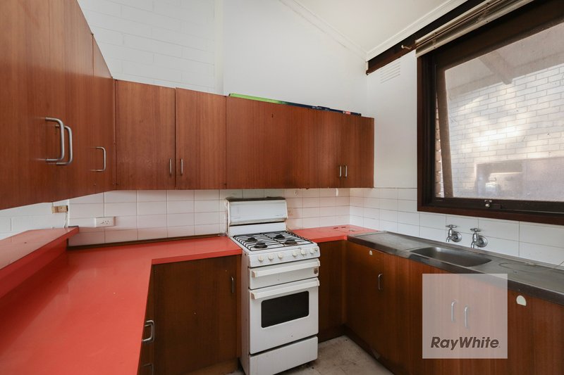 Photo - 4/397-403 Camp Road, Broadmeadows VIC 3047 - Image 3