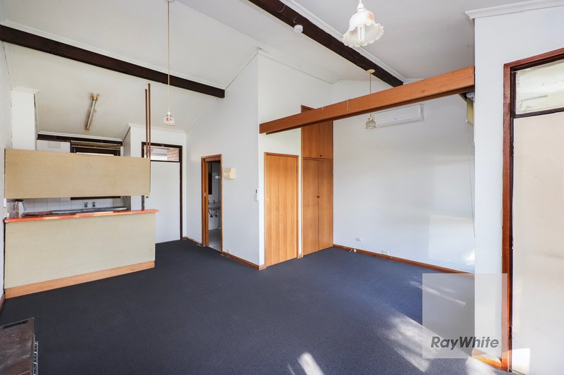 Photo - 4/397-403 Camp Road, Broadmeadows VIC 3047 - Image 7