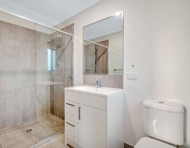 Photo - 43a Pepper Tree Drive, Holmview QLD 4207 - Image 5