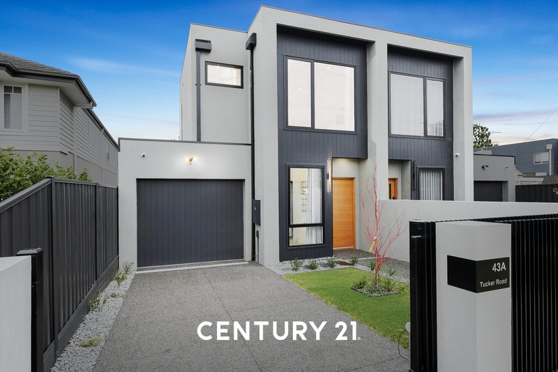 Photo - 43a Tucker Road, Bentleigh VIC 3204 - Image 1