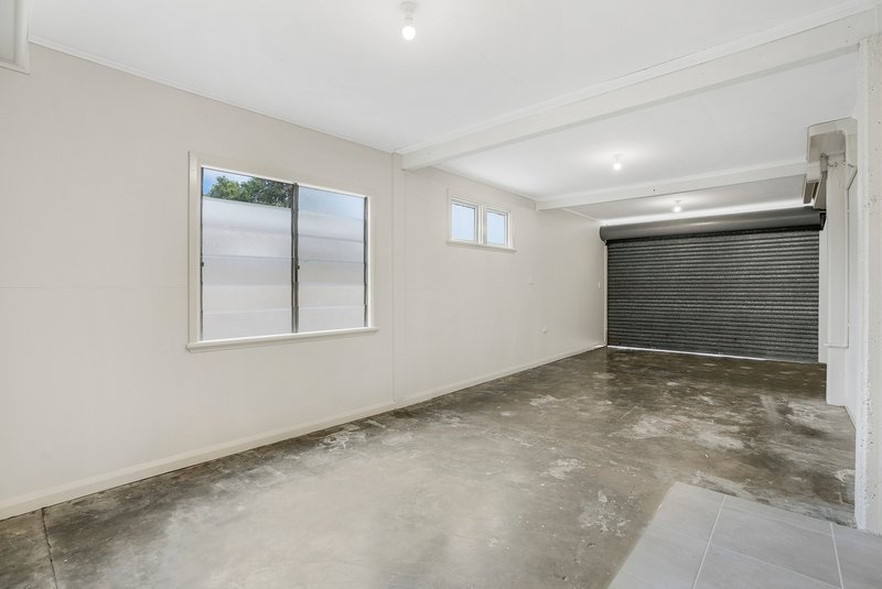 Photo - 43B Joan Street, Bungalow QLD 4870 - Image 6