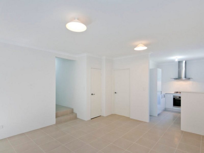 Photo - 43B Loxwood Road, Balga WA 6061 - Image 2