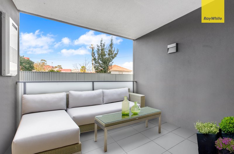 Photo - 4/4-6 Centenary Road, Merrylands NSW 2160 - Image 6