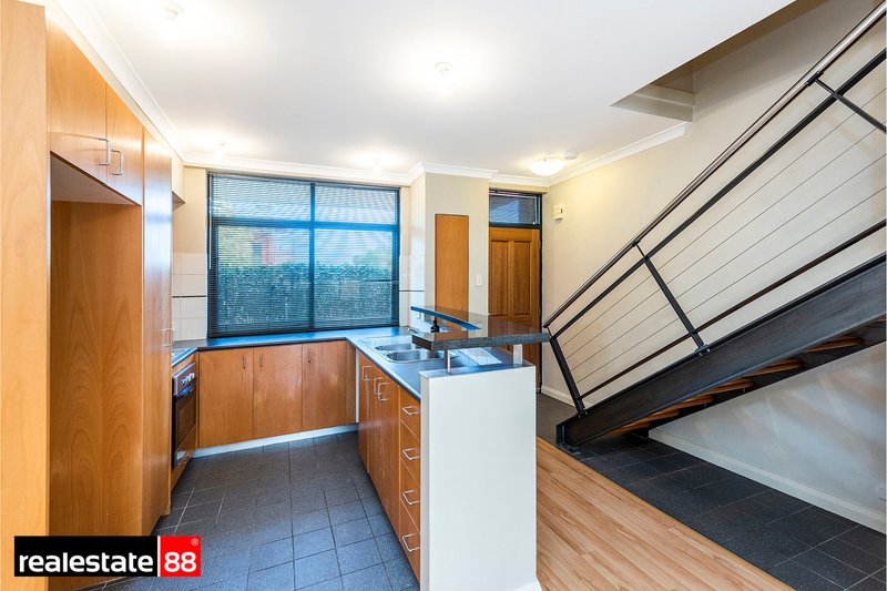 Photo - 4/4-6 Kadina Street, North Perth WA 6006 - Image 9