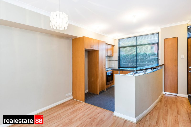 Photo - 4/4-6 Kadina Street, North Perth WA 6006 - Image 12