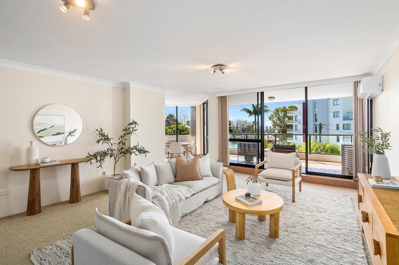 Photo - 4/4-6 Ocean Street, Wollongong NSW 2500 - Image 3