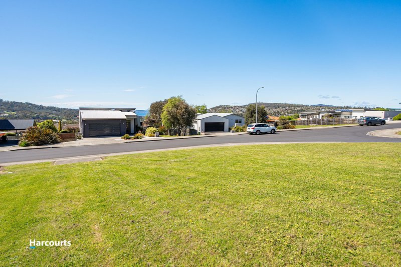 Photo - 44 Adelong Drive, Kingston TAS 7050 - Image 4