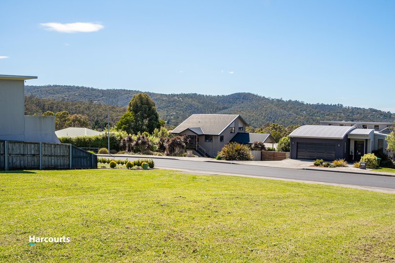 Photo - 44 Adelong Drive, Kingston TAS 7050 - Image 6