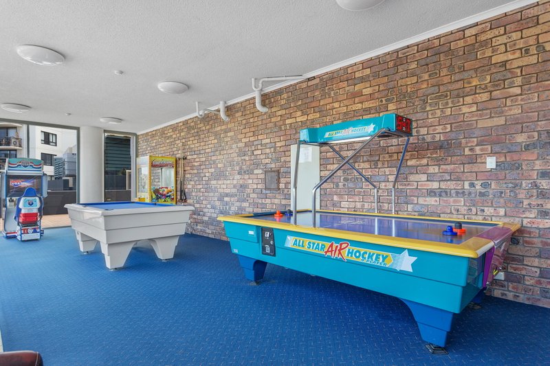 Photo - 4/4 Aerodrome Road, Maroochydore QLD 4558 - Image 7