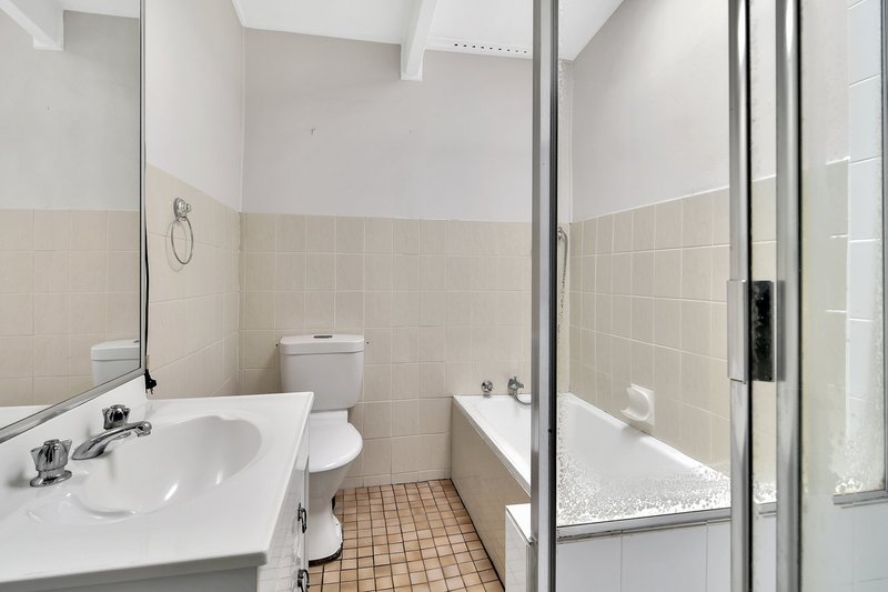 Photo - 44 Altona Avenue, Forestville NSW 2087 - Image 6