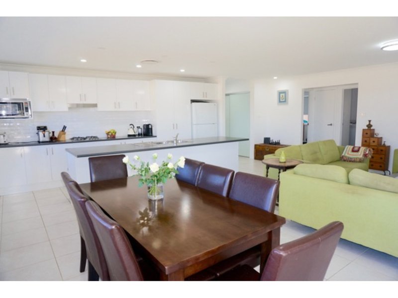 Photo - 44 Anson Street, Sanctuary Point NSW 2540 - Image 4