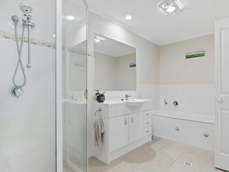 Photo - 44 Antonson Cres , Mudgeeraba QLD 4213 - Image 15