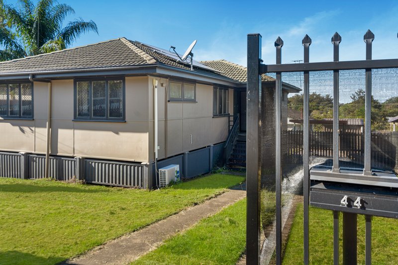 Photo - 44 Aspinall Street, Leichhardt QLD 4305 - Image 12