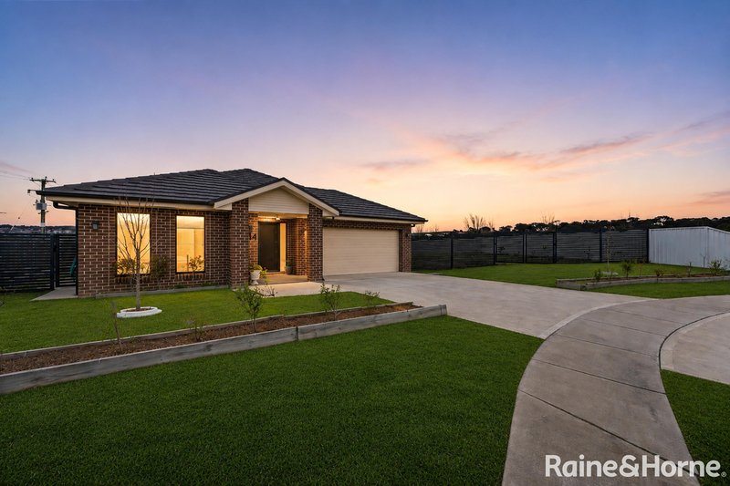 Photo - 44 Aston Martin Drive, Goulburn NSW 2580 - Image 1
