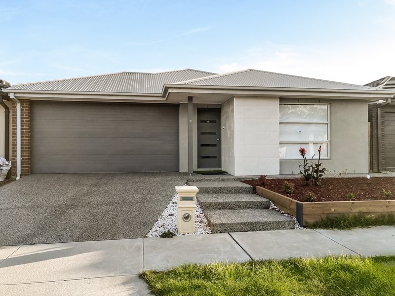 44 Athletic Circuit, Clyde VIC 3978