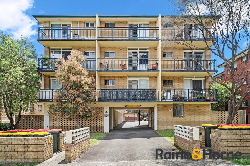 Photo - 4/4 Bank Street, Meadowbank NSW 2114 - Image 6