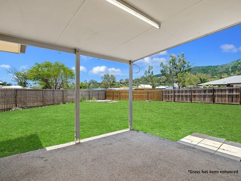 Photo - 44 Banksia Court, Cannonvale QLD 4802 - Image 7