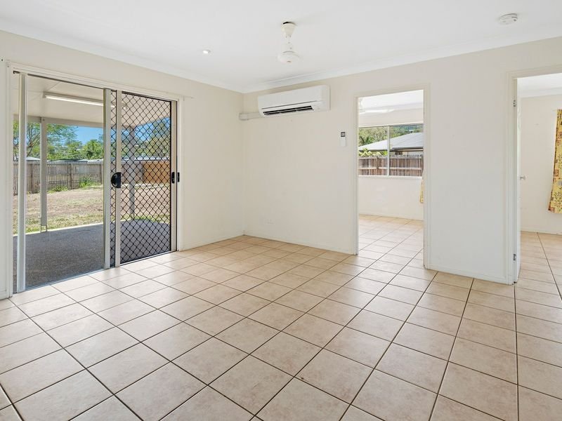 Photo - 44 Banksia Court, Cannonvale QLD 4802 - Image 8