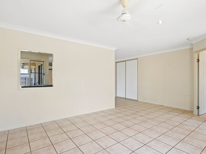 Photo - 44 Banksia Court, Cannonvale QLD 4802 - Image 9