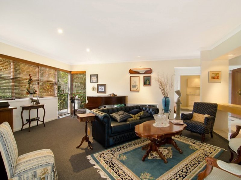 Photo - 44 Banksia Place, Bridgeman Downs QLD 4035 - Image 7