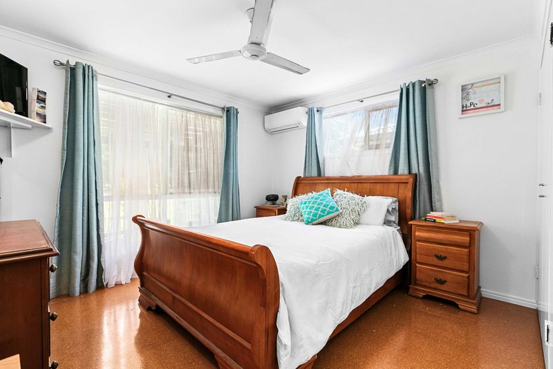 Photo - 44 Barker Street, Point Vernon QLD 4655 - Image 9