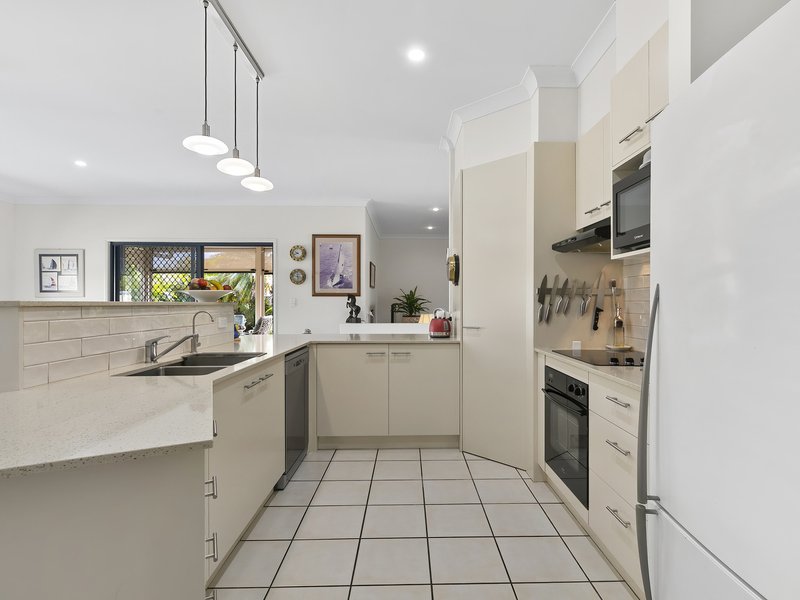 Photo - 44 Barklya Cres , Bongaree QLD 4507 - Image 13