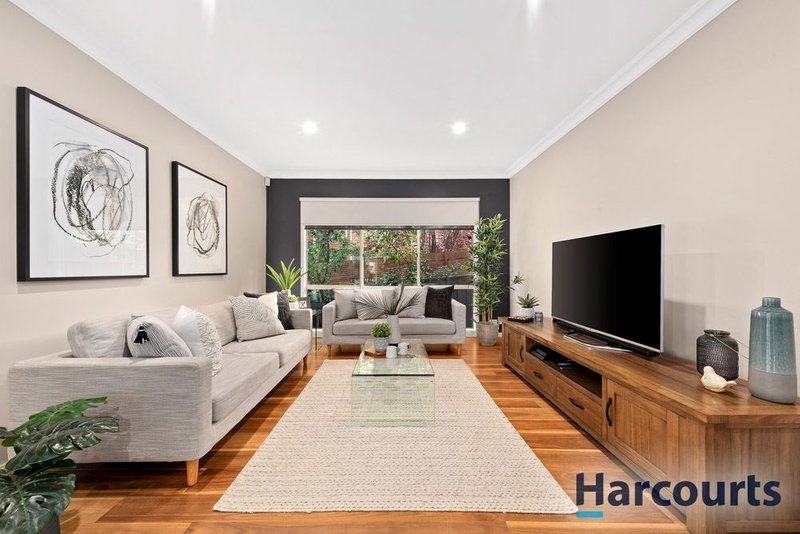 Photo - 44 Barmah Drive East , Wantirna VIC 3152 - Image 2