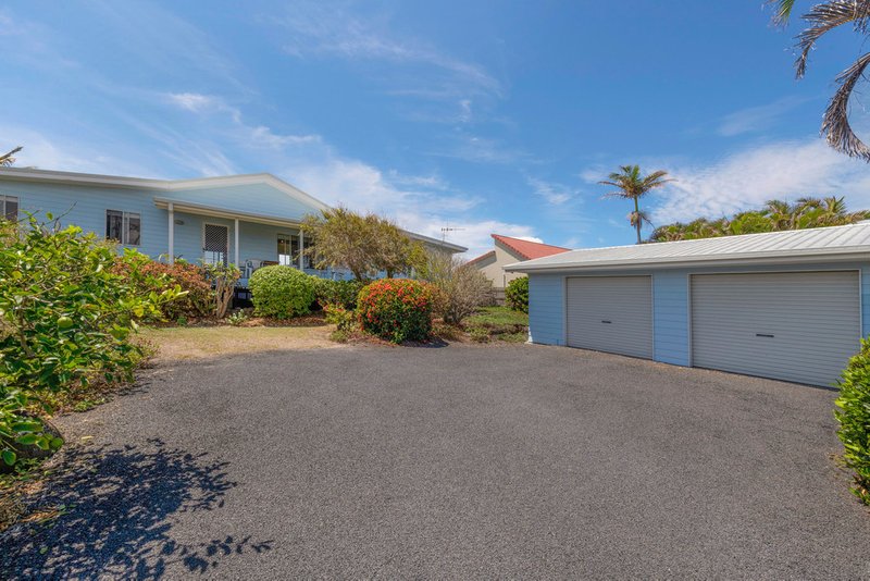 Photo - 44 Barolin Esplanade, Coral Cove QLD 4670 - Image 6