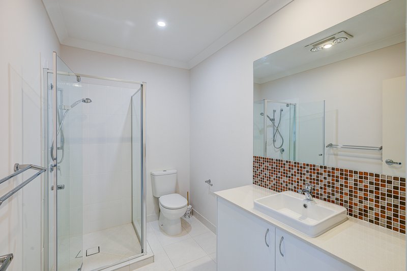 Photo - 44 Baspa Street, Holmview QLD 4207 - Image 9