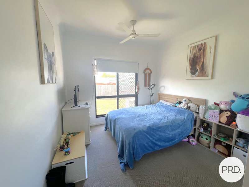 Photo - 44 Bauhinia Street, Boyne Island QLD 4680 - Image 10