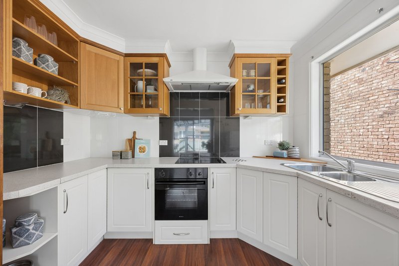 Photo - 44 Baulkham Hills Road, Baulkham Hills NSW 2153 - Image 10