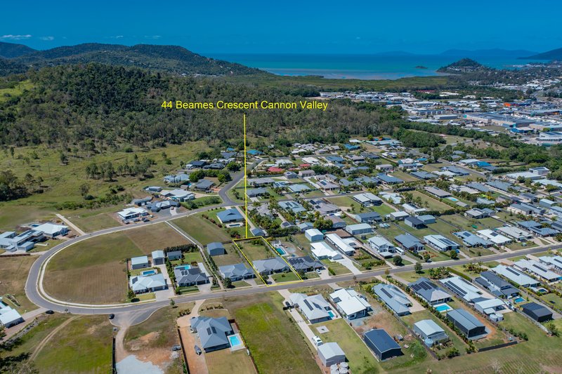 Photo - 44 Beames Crescent, Cannon Valley QLD 4800 - Image 17