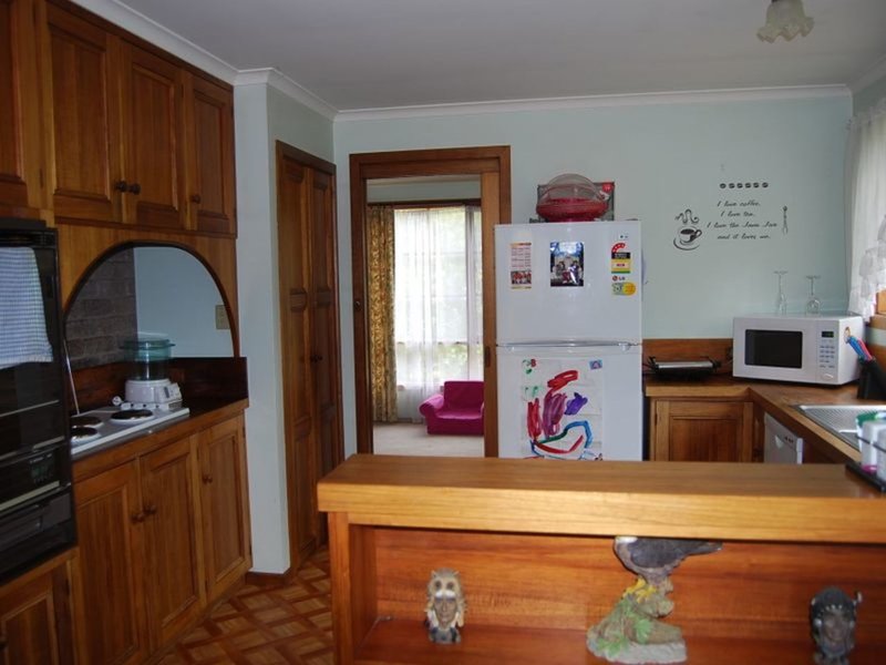 Photo - 44 Belton Street, Wynyard TAS 7325 - Image 2