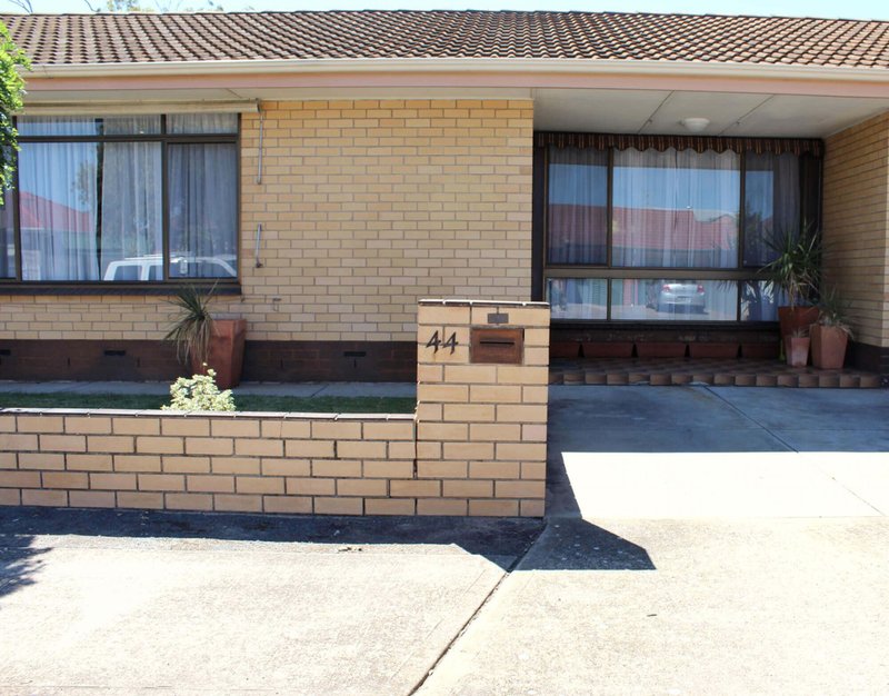 Photo - 44 Blackler Ave , Plympton Park SA 5038 - Image 2