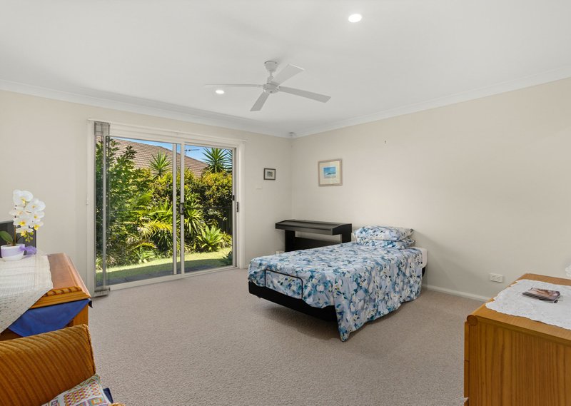 Photo - 44 Bluehaven Drive, Old Bar NSW 2430 - Image 8