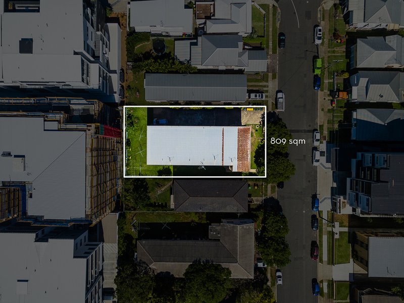 Photo - 44 Bradshaw Street, Lutwyche QLD 4030 - Image 2