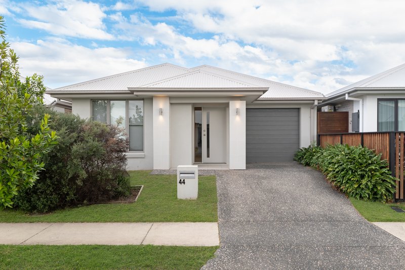 Photo - 44 Bribie Crescent, Banya QLD 4551 - Image 1