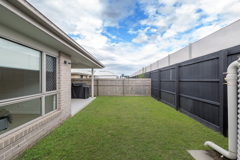 Photo - 44 Bribie Crescent, Banya QLD 4551 - Image 3
