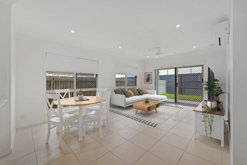 Photo - 44 Bribie Crescent, Banya QLD 4551 - Image 4