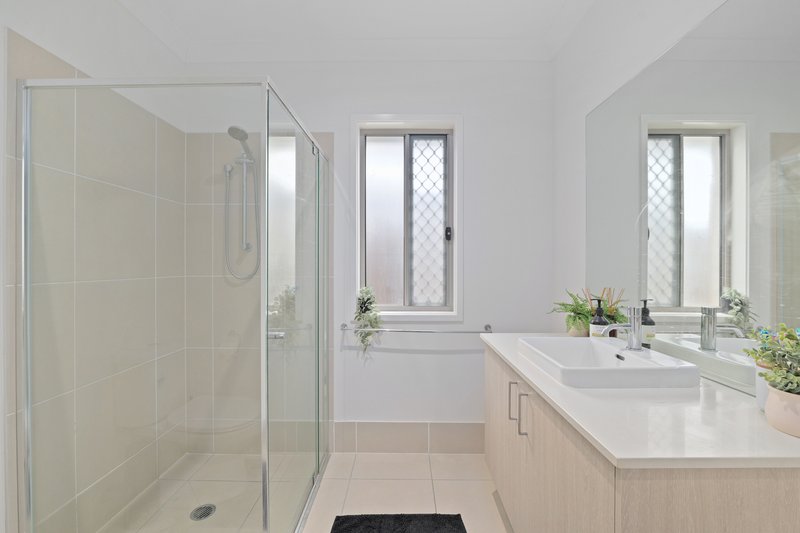 Photo - 44 Bribie Crescent, Banya QLD 4551 - Image 7