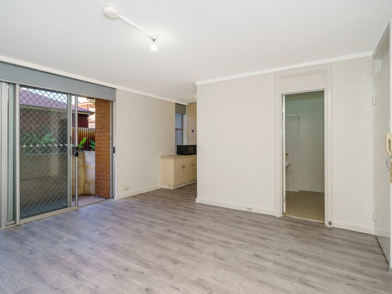 Photo - 4/4 Bulwer Street, Perth WA 6000 - Image 2