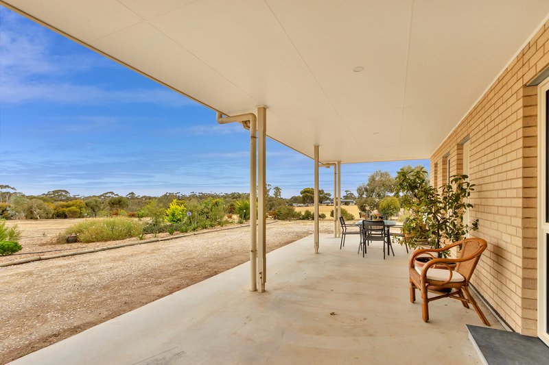 Photo - 44 Burts Road, Dutton SA 5356 - Image 18